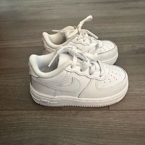 Toddler Air Force 1 size 6c